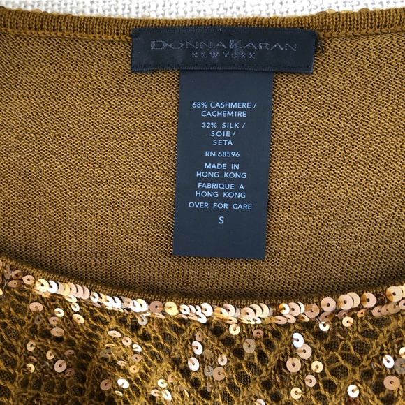 Donna Karan Cashmere & Silk Camisole with Sequins, Vintage Black Label - Picture 4 of 7